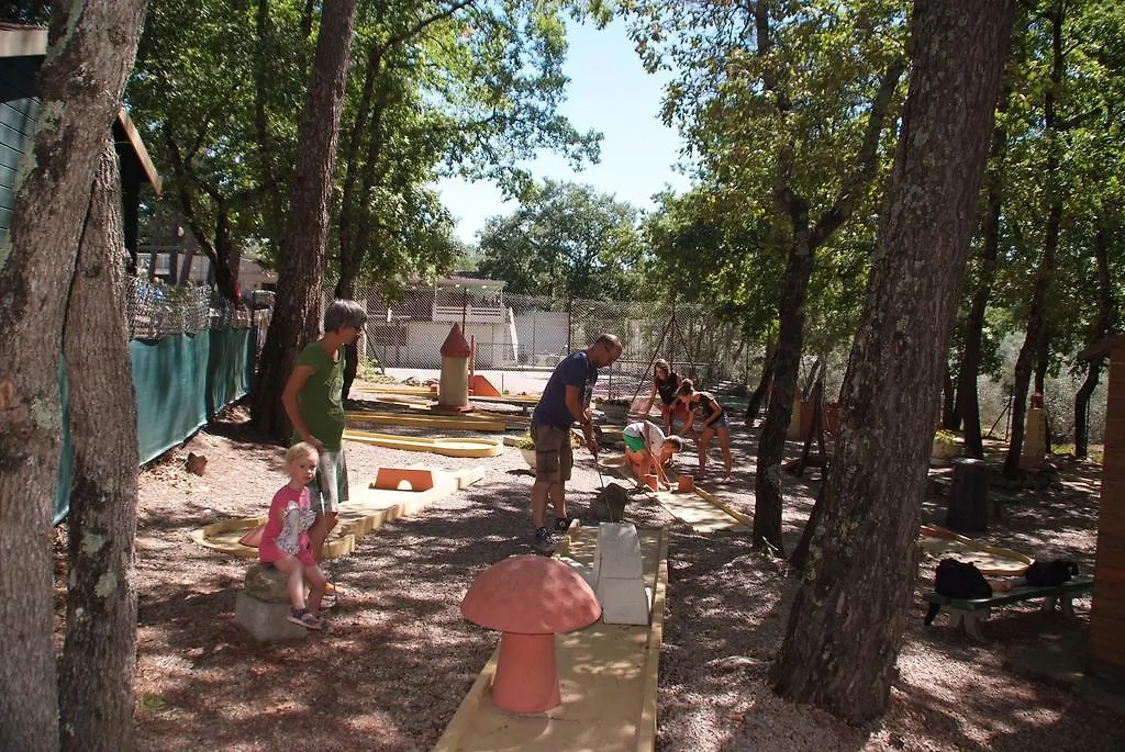 Camping Le Parc Saint-Paul-en-Foret