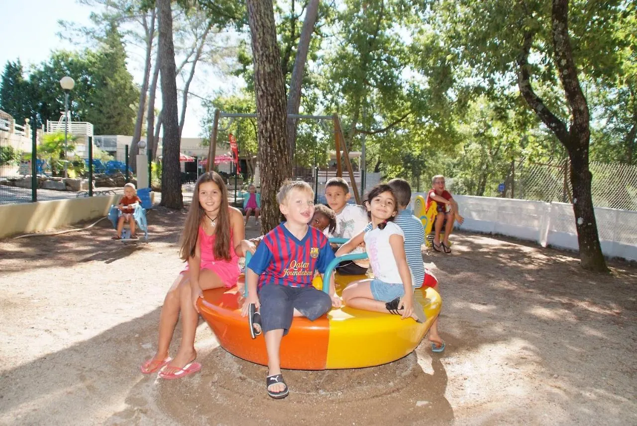 Camping Le Parc Saint-Paul-en-Foret